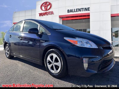 2014 Toyota Prius Two