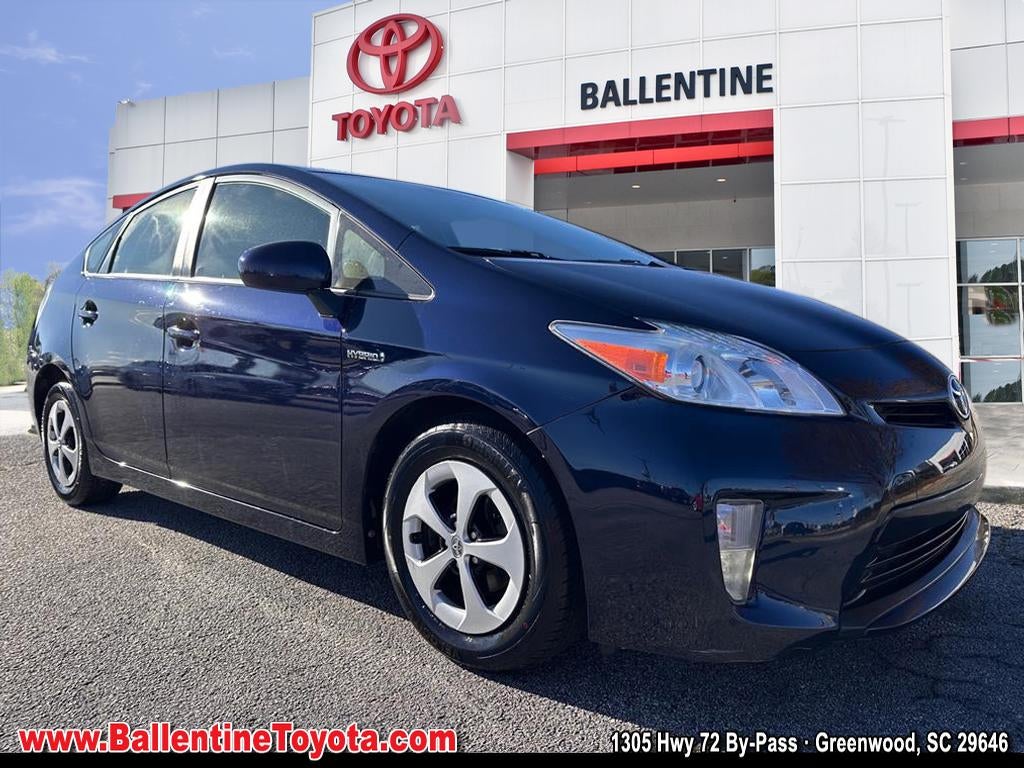 2014 Toyota Prius Two