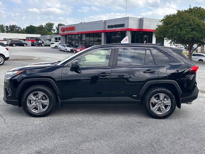 2025 Toyota RAV4 Hybrid LE