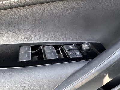 2022 Toyota Corolla Hatchback SE