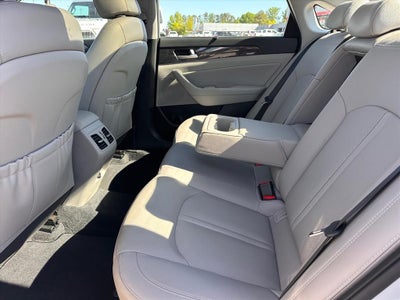 2018 Hyundai SONATA Hybrid Limited