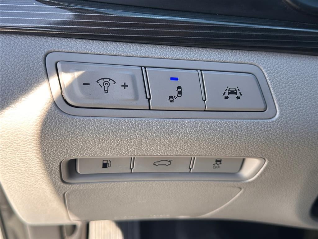 2018 Hyundai SONATA Hybrid Limited