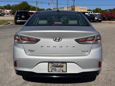 2018 Hyundai SONATA Hybrid Limited
