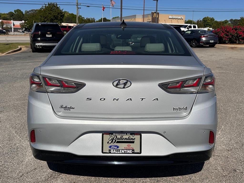 2018 Hyundai SONATA Hybrid Limited