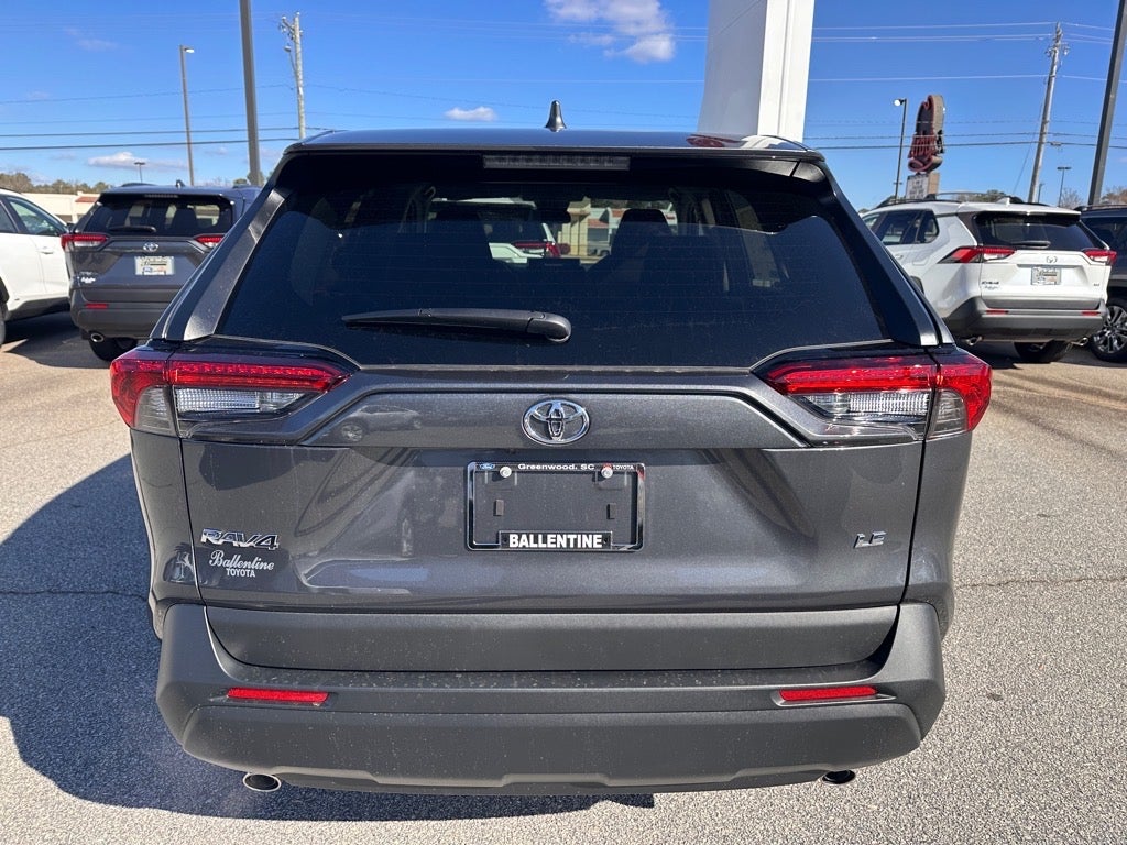 2025 Toyota RAV4 LE