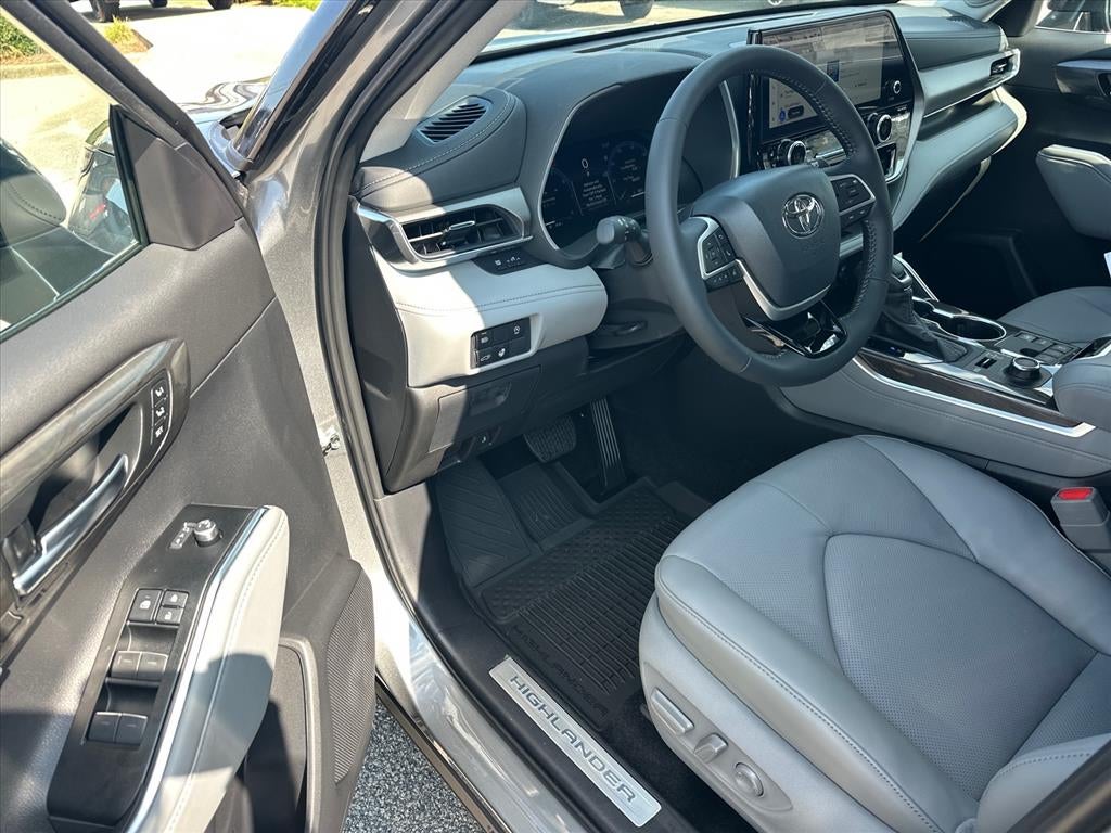 2026 Toyota Highlander Limited