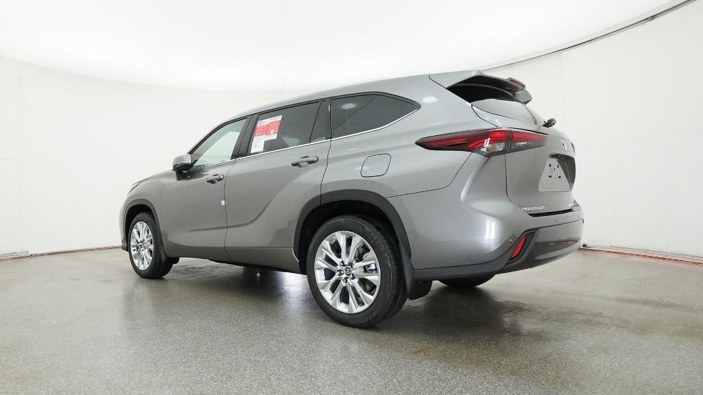 2026 Toyota Highlander Limited
