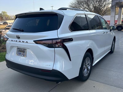 2026 Toyota Sienna XLE