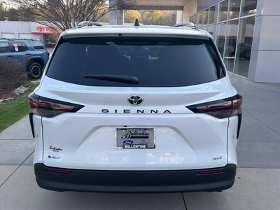 2026 Toyota Sienna XLE