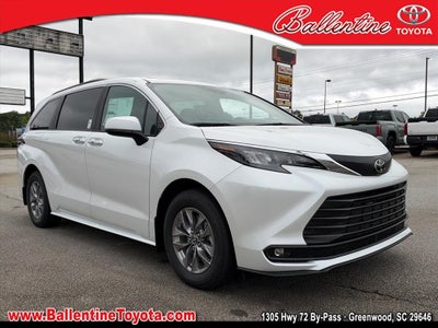 2026 Toyota Sienna XLE