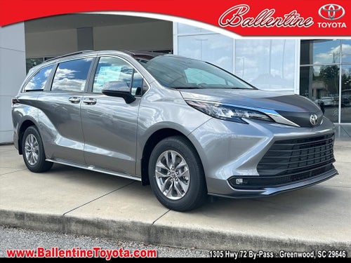 2026 Toyota Sienna XLE 8-Passenger