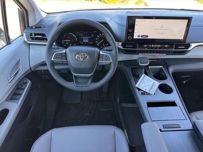 2026 Toyota Sienna XLE