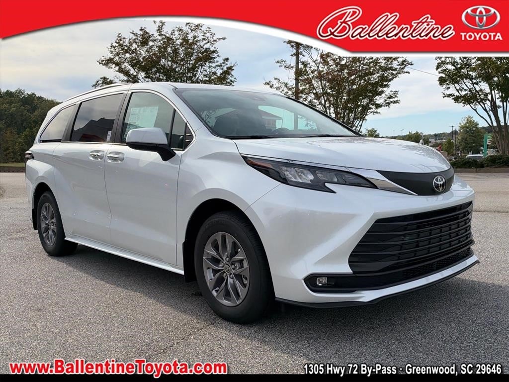2026 Toyota Sienna XLE