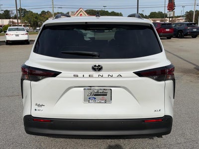 2026 Toyota Sienna XLE