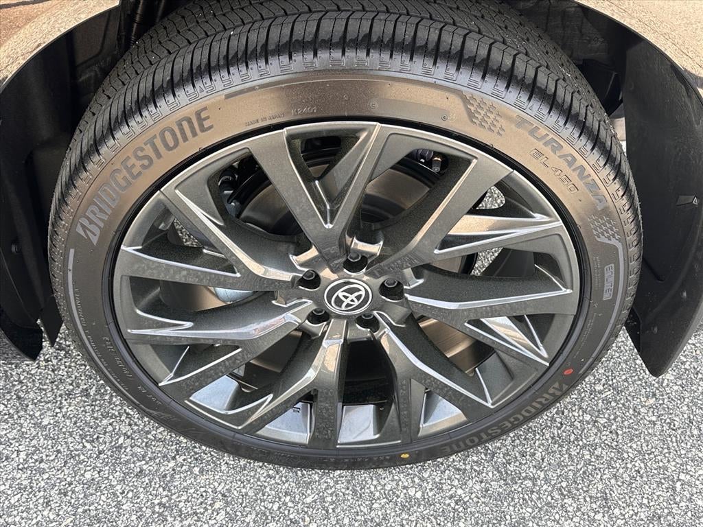 2026 Toyota Toyota Crown Signia Limited