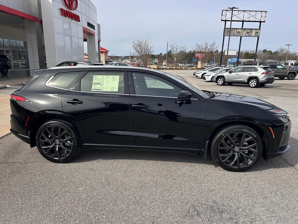 2026 Toyota Toyota Crown Signia Limited