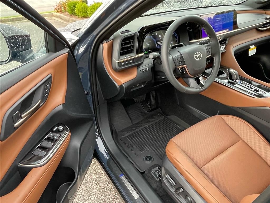 2026 Toyota Toyota Crown Signia Limited