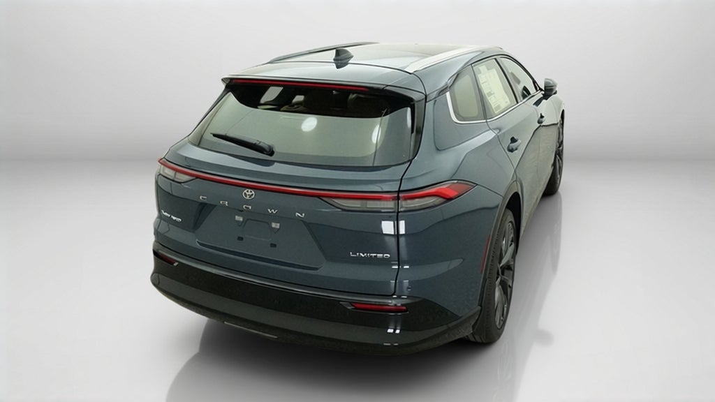 2026 Toyota Toyota Crown Signia Limited