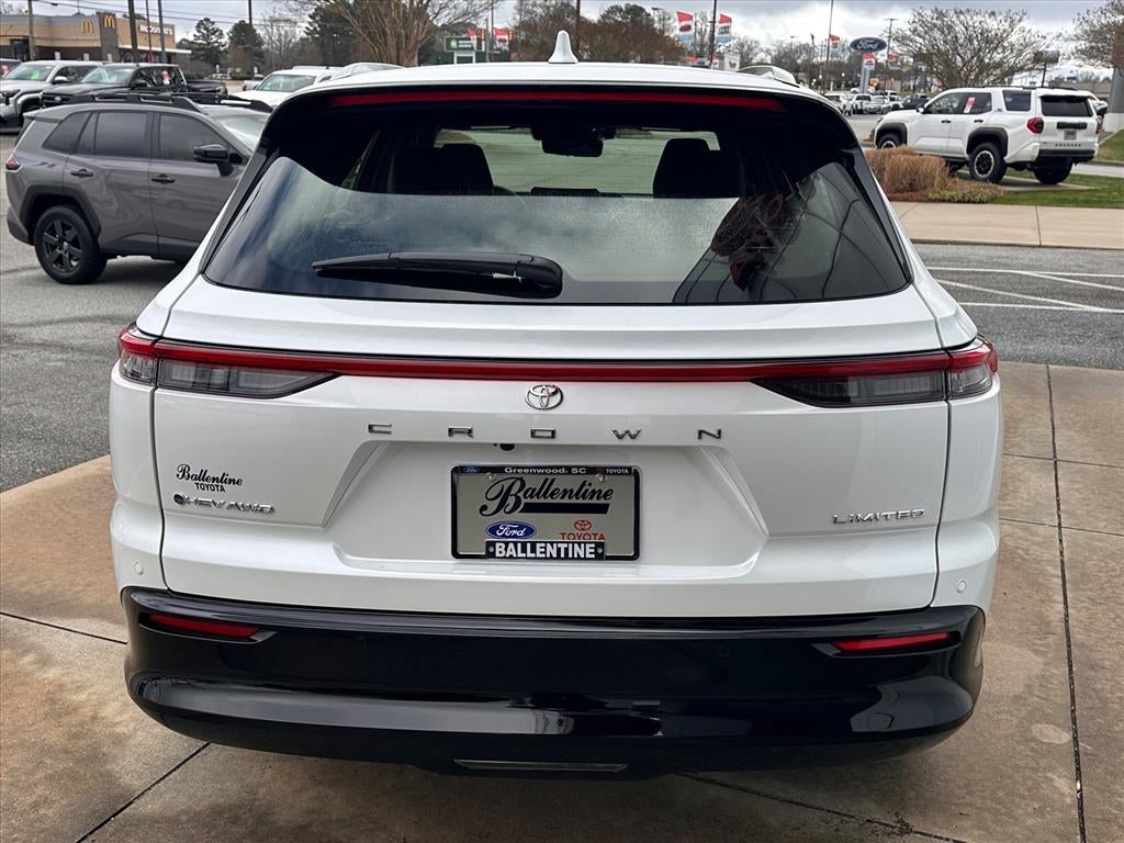 2026 Toyota Toyota Crown Signia Limited