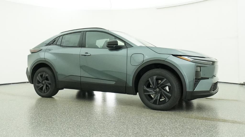 2026 Toyota C-HR SE