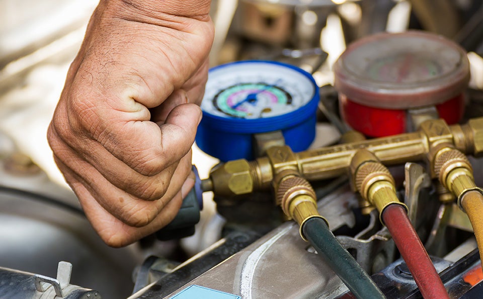 A/C REFRESHER SERVICE